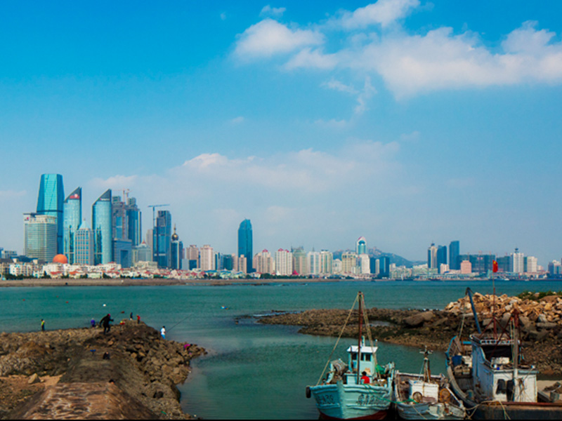 Panoramic view over Qingdao, China. Source: Wikimedia